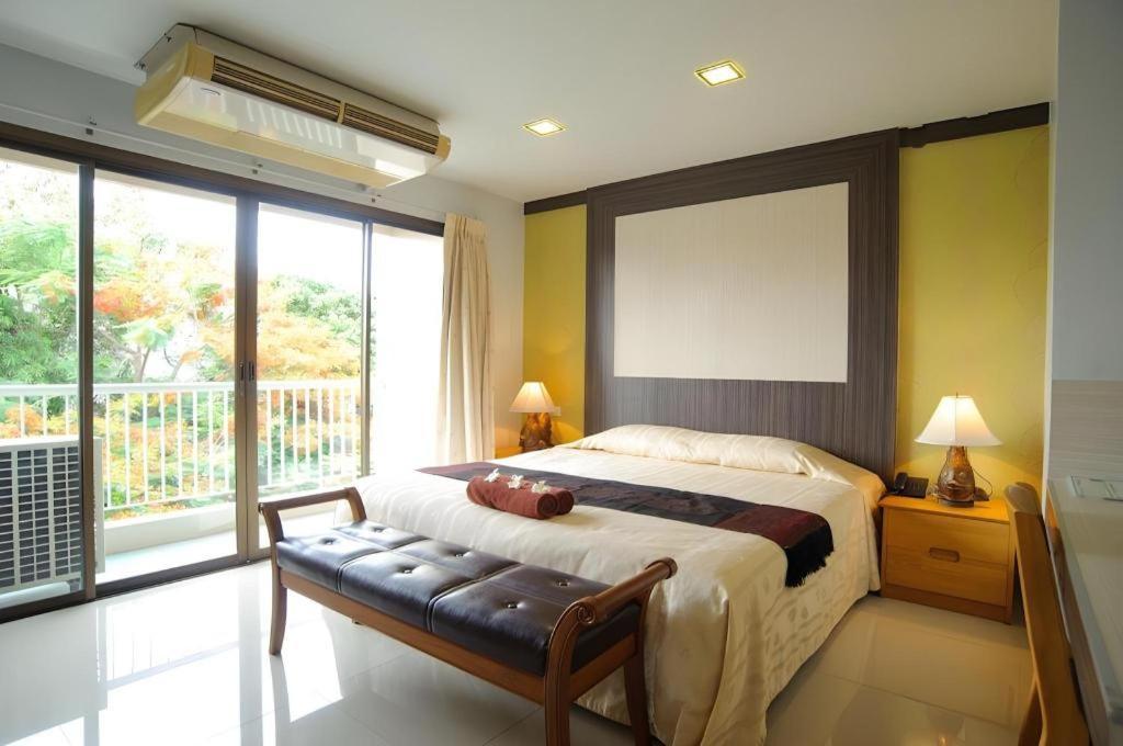 Diamond City Place Hotel Pattaya Exterior foto