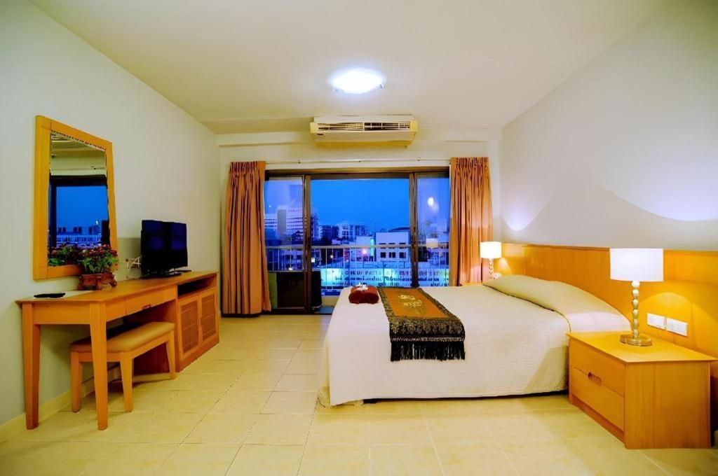 Diamond City Place Hotel Pattaya Exterior foto